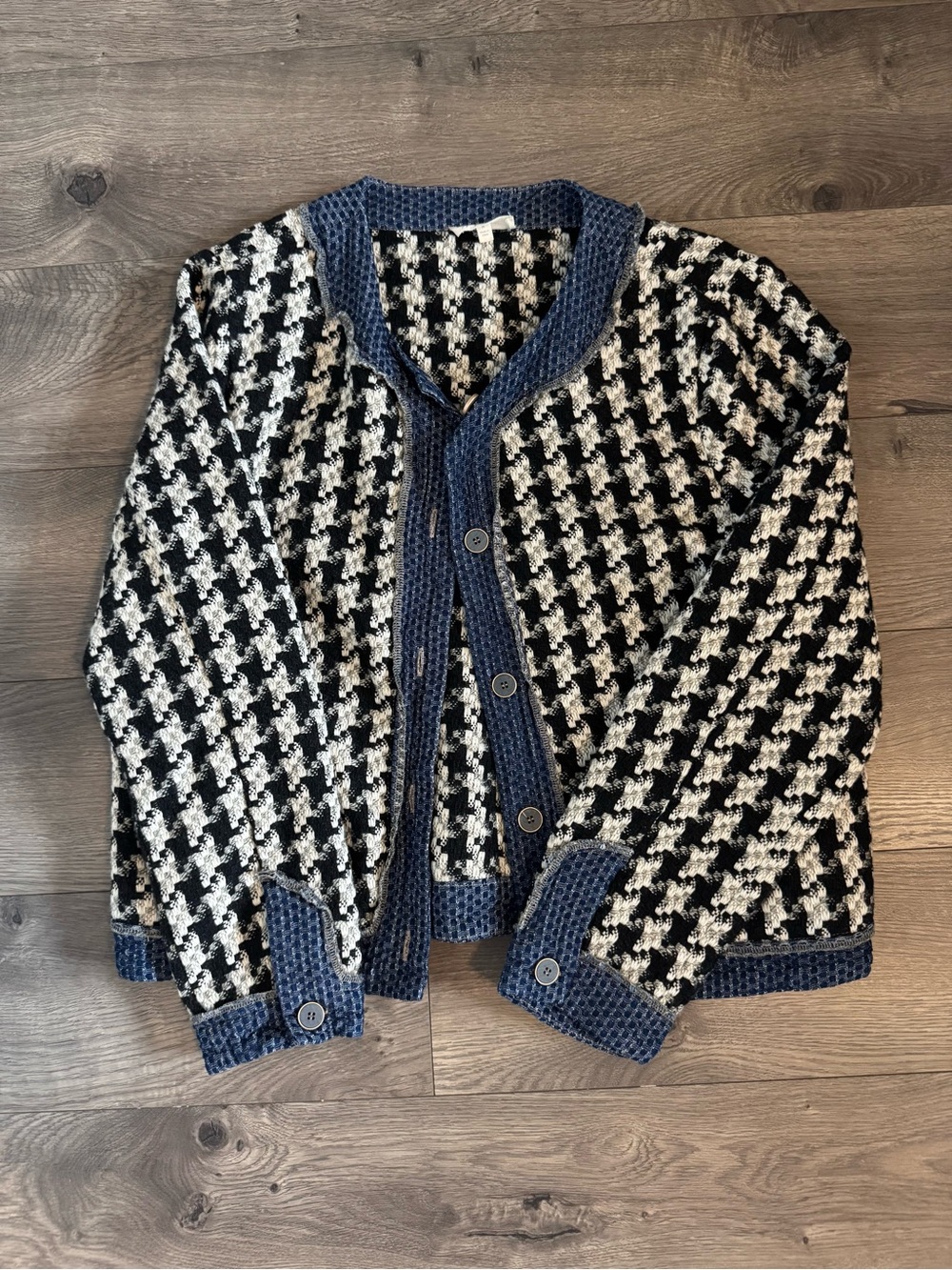 Mystree Black and White Houndstooth Knit Blazer with Blue Trim